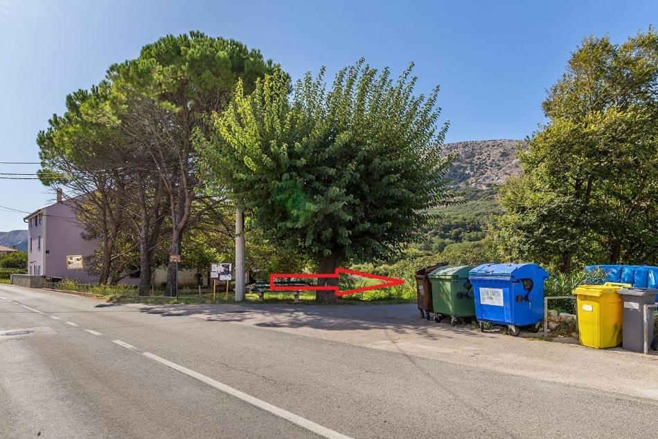 Studio Apartman U Kuci S Bazenom Башка Екстер'єр фото