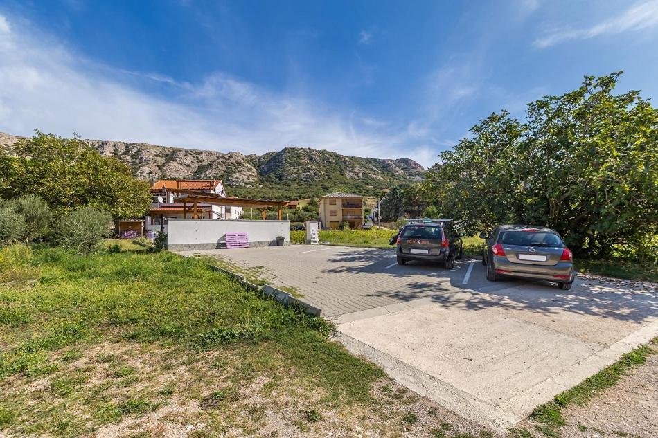 Studio Apartman U Kuci S Bazenom Башка Екстер'єр фото